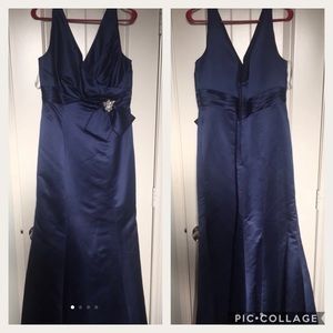 Navy Blue Formal💃🏽👠